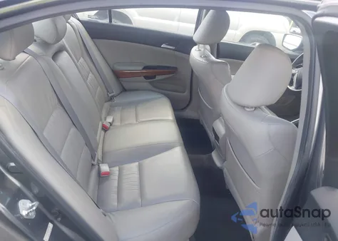 2011 Honda Accord 2.4 Ex-L z USA, uszkodzony, nr VIN 1HGCP2F80BA013427